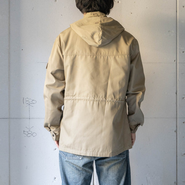 around 1980s Germany beige color 4 pockets jacket -removable hood-