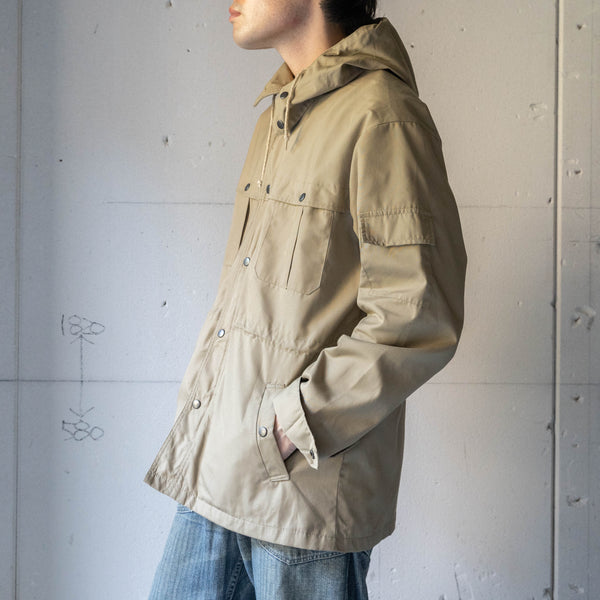 around 1980s Germany beige color 4 pockets jacket -removable hood-