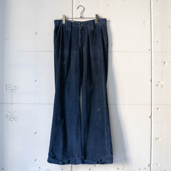 1990s USA navy color one tuck semi-flare corduroy pants