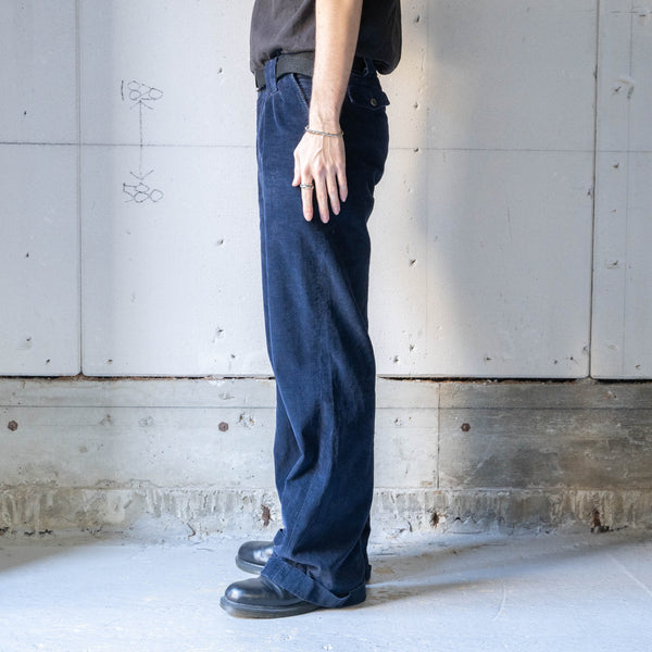 1990s USA navy color one tuck semi-flare corduroy pants