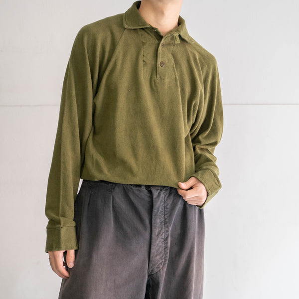 1980s Danish military khaki green color henry neck thermal