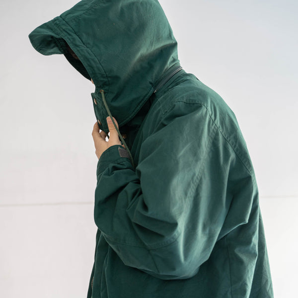 2000s 'Eddie Bauer' deep green mountain parka
