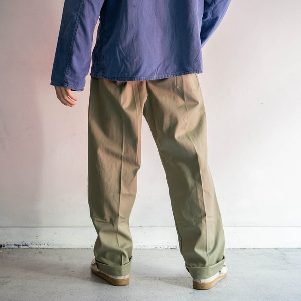 1970-80s Italian military chino pants -light green color- 'dead stock'