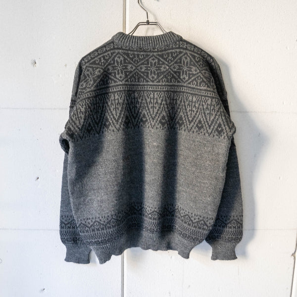 around1990s 'FOSSE' dark gray color nordic sweater -made in Norway-