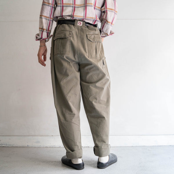 1990s  'Wrangler' khaki color ripstop cargo pants