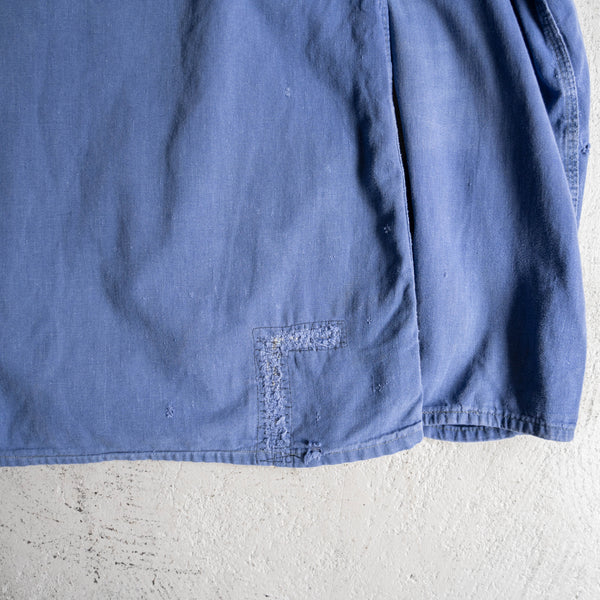 around 1970s France faded blue work jacket -thin fabric-