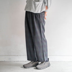 1990s Japan vintage black watch pattern wool two tuck slacks