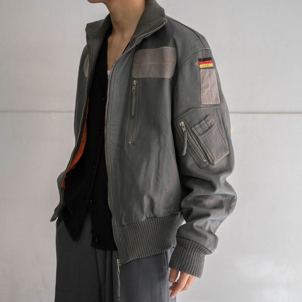 2000s German military pilot leather jacket -government supply-