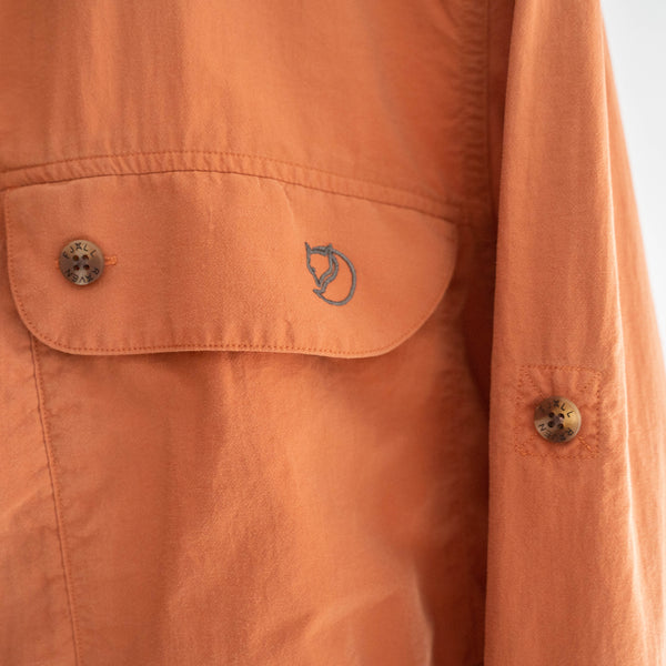 around 1980s 'FJALL RAVEN' orange color nylon shirt