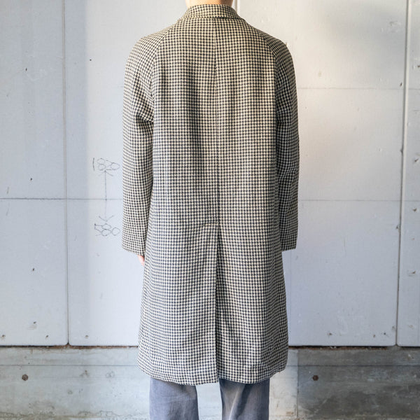 1970-80s Europe houndstooth & beige color reversible coat