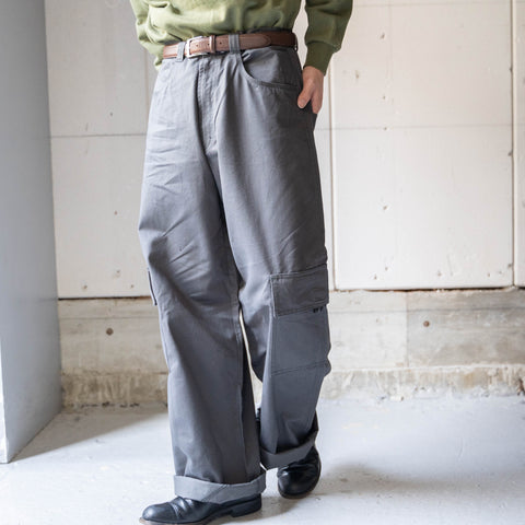 around2000s 'HERE &THERE' baggy wide work pants with cargo pockets -gray- "dead stock"
