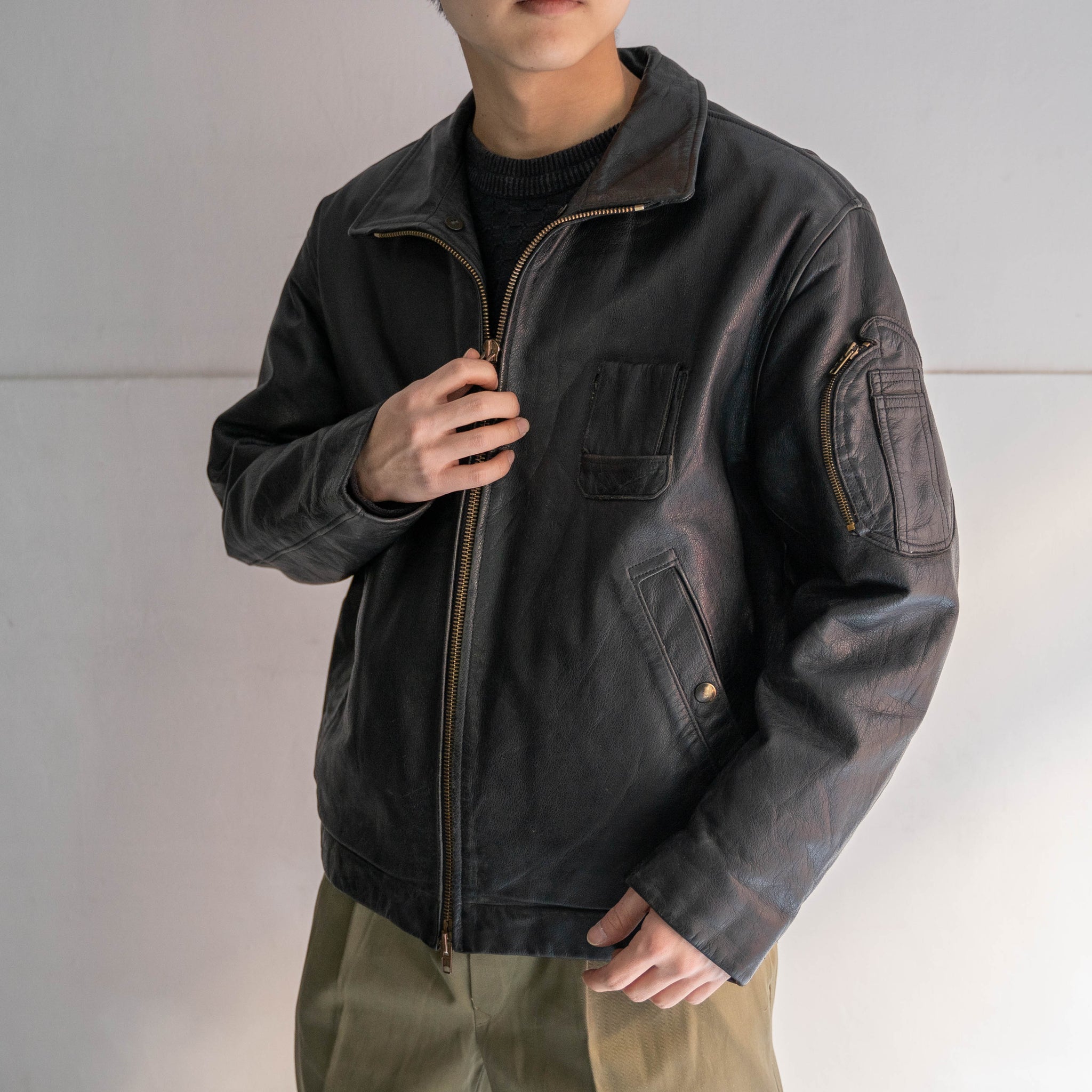 1970-90s French military pilot leather jacket -black color