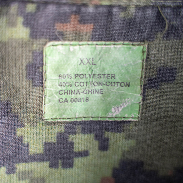 2000s Canadian military camo pattern light weight jacket 'civilian type'