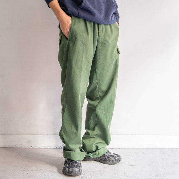 1990s German police green color cotton × poly cargo pants -with belt-