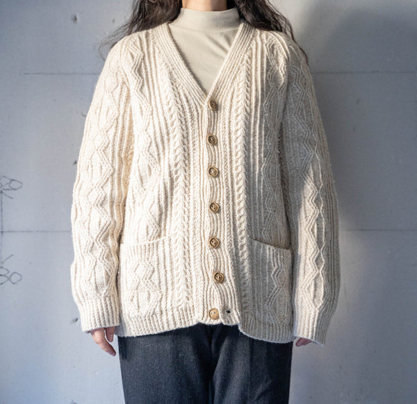 around1990s white beige color wool cardigan 'wood button'