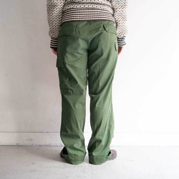 1990s German police green color cotton × poly cargo pants