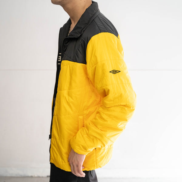 2000s 'UMBRO' black × yellow reversible padded jacket