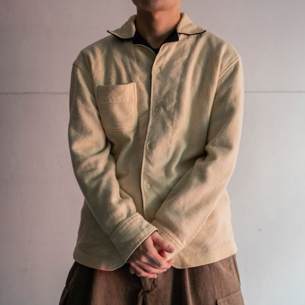 1970-80s Europe ivory × navy wool shirt