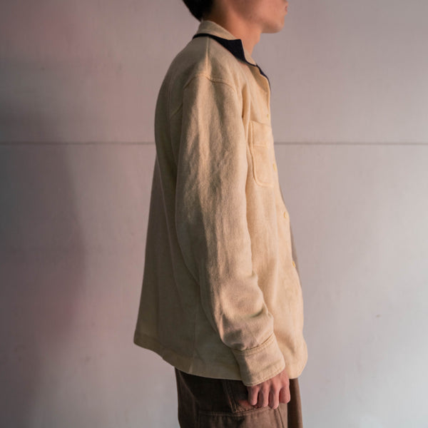 1970-80s Europe ivory × navy wool shirt