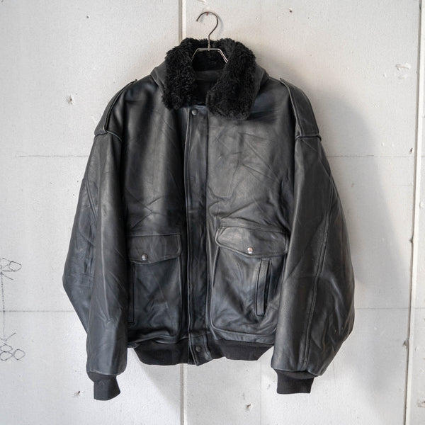 around1980s G1 type black leather flight jacket -detachable collar-