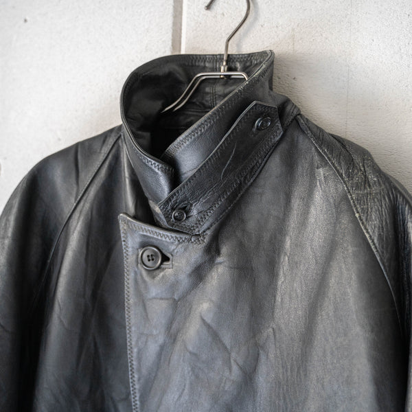 around1970s Italian police black color double breasted leather car coat -with chin strap-