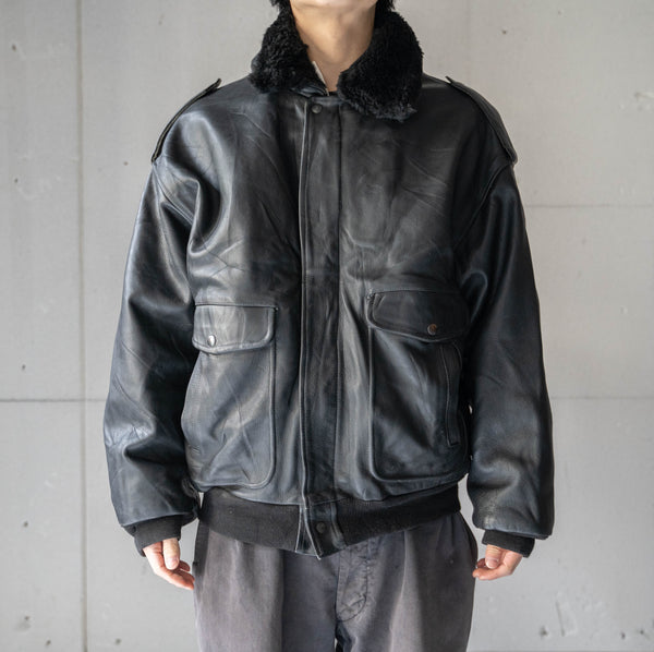 around1980s G1 type black leather flight jacket -detachable collar-