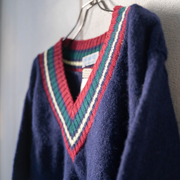 around 1990s navy color V-neck tilden knit