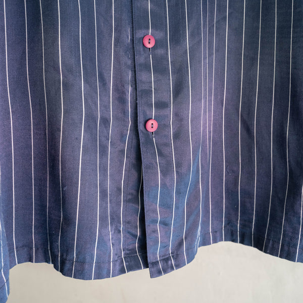 around 1990s Europe navy color stripe pattern pajama shirt