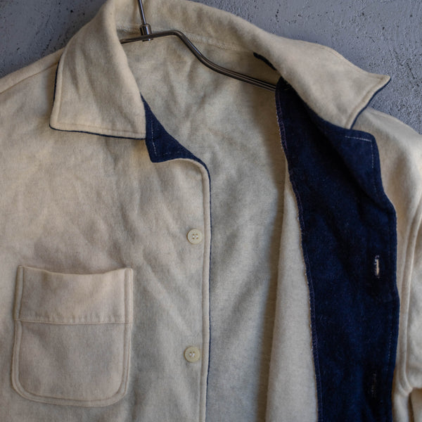 1970-80s Europe ivory × navy wool shirt