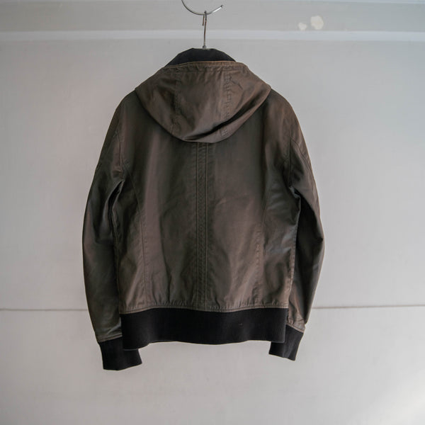 2000s super faded zip-up foodie