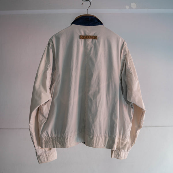 1980-90s white short blouson -good accent-