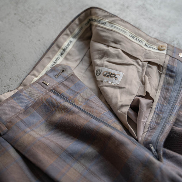 1990s light color based check slacks