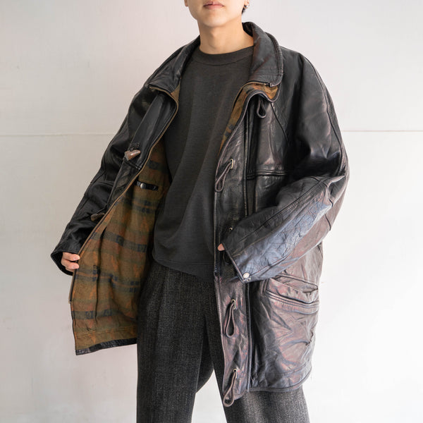 1970-80s Europe black leather long coat -toggle buttons-