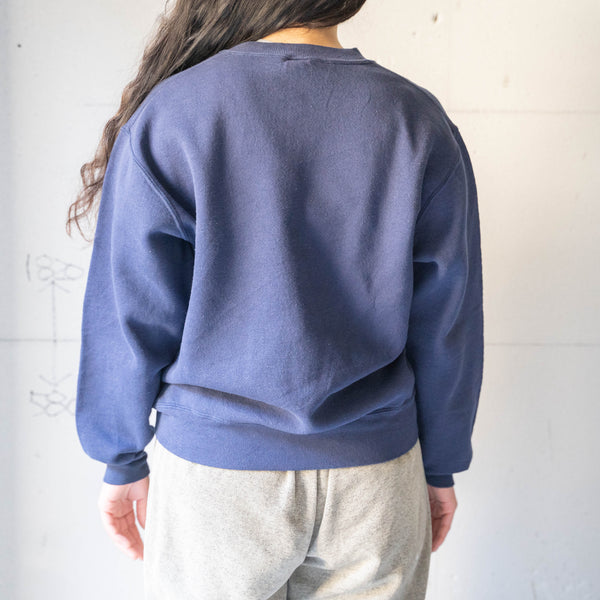 1990s "Russell" navy color sweat shirt -good paint-