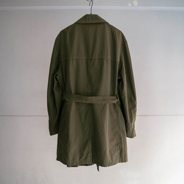 around 1980s Europe green trench coat -with belt-