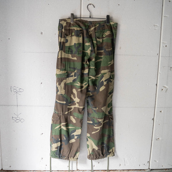 1990-00s 'ROTHCO' woodland camouflage gimmick cargo pants