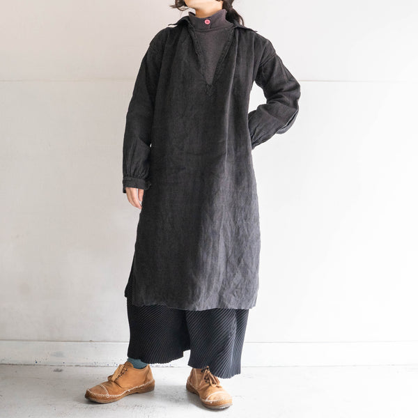 〜1920s France antique linen smock -black dyed-