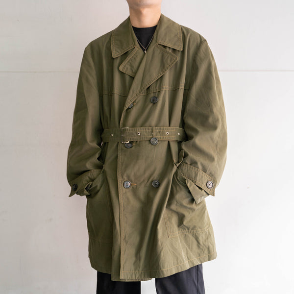 around 1980s Europe green trench coat -with belt-