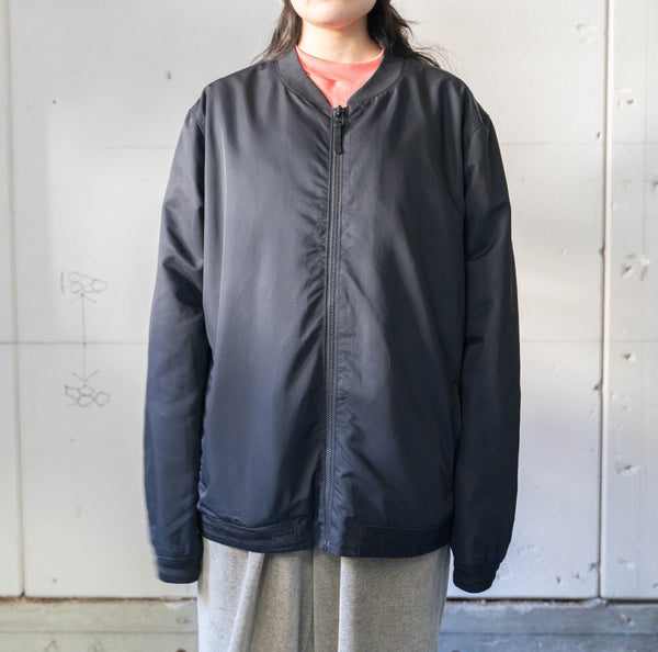 around 2000s "Levi's" black color poly blouson jacket