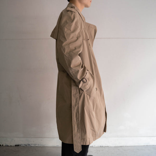 1980s London fog light brown trench coat -with belt & liner-