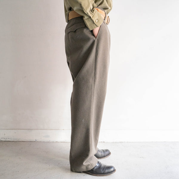 1970s East Germany military khaki beige color one tuck wool pants 'dead stock'