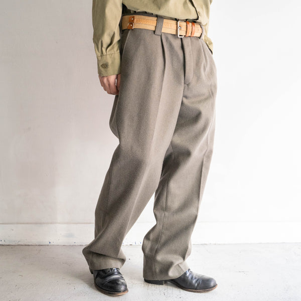 1970s East Germany military khaki beige color one tuck wool pants 'dead stock'