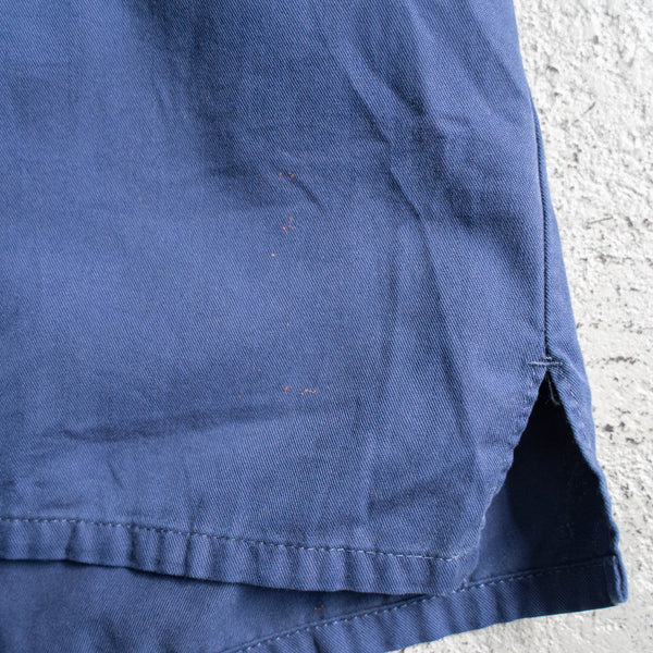 around 1990s French dark blue color pullover work shirt -with print-