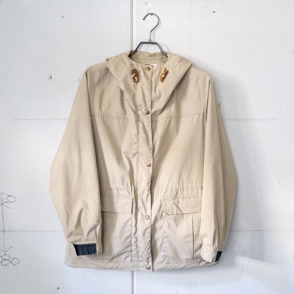 around 2000s beige color cap hooded jacket