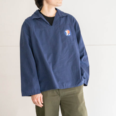 around 1990s French dark blue color pullover work shirt -with print-