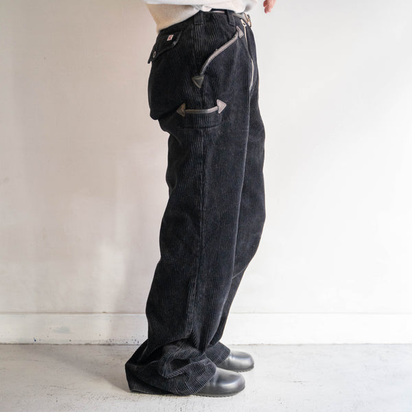 1980-90s Germany black color corduroy logger flare pants