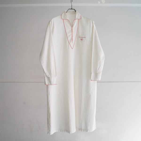 1930-40s France white color night shirt "mint condition"