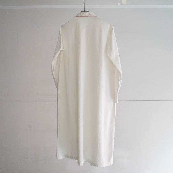 1930-40s France white color night shirt "mint condition"