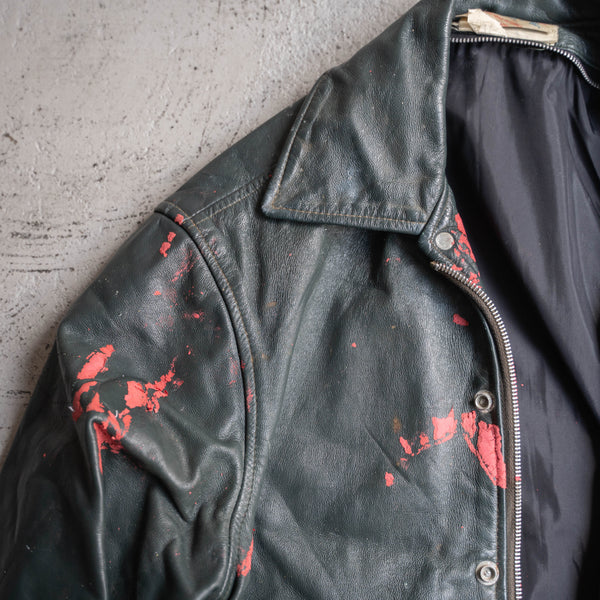 around 1970s Canada gray green leather short jacket -good paint-