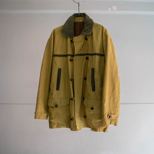 around 1980s Europe mustard yellow canadian coat